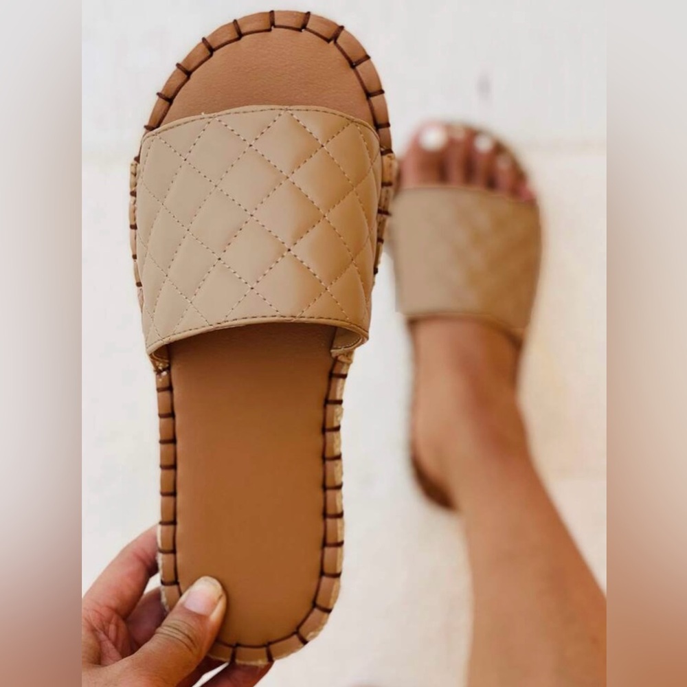 SHEIN Quilted Espadrille Slide Sandals, Tan, Size 6, EUC